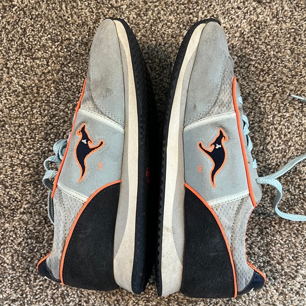 Vtg KangaROOS Zipper Pocket Shoes - Picture 5 of 9
